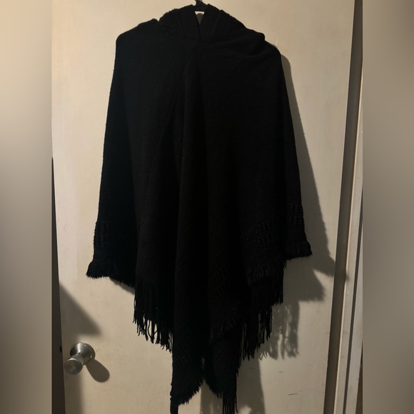 Black sweater wrap w a hood pullover shawl one size - Picture 1 of 2